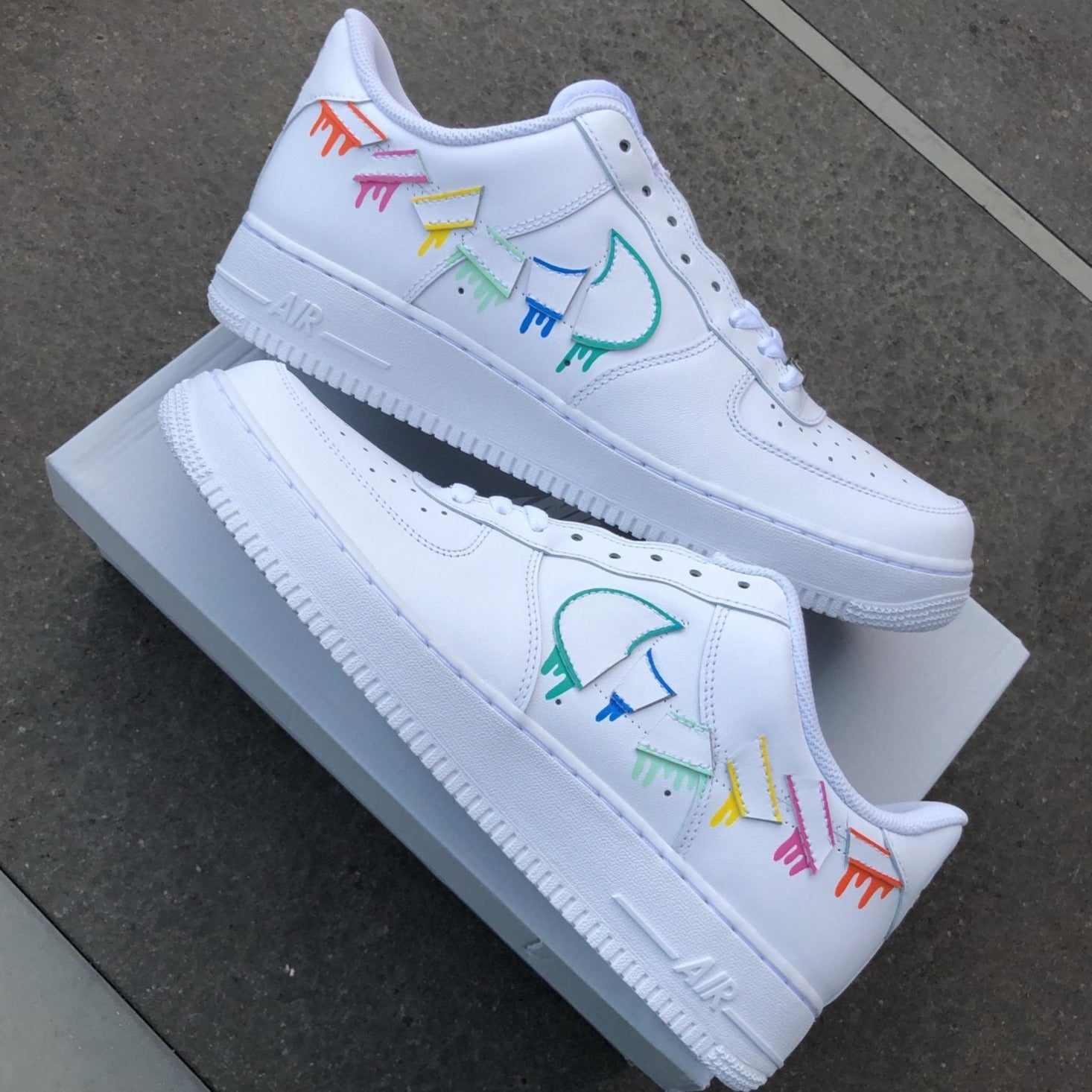 Custom AIR FORCE 1 - Destroyed swooshes drip (outlines) - TA Customs