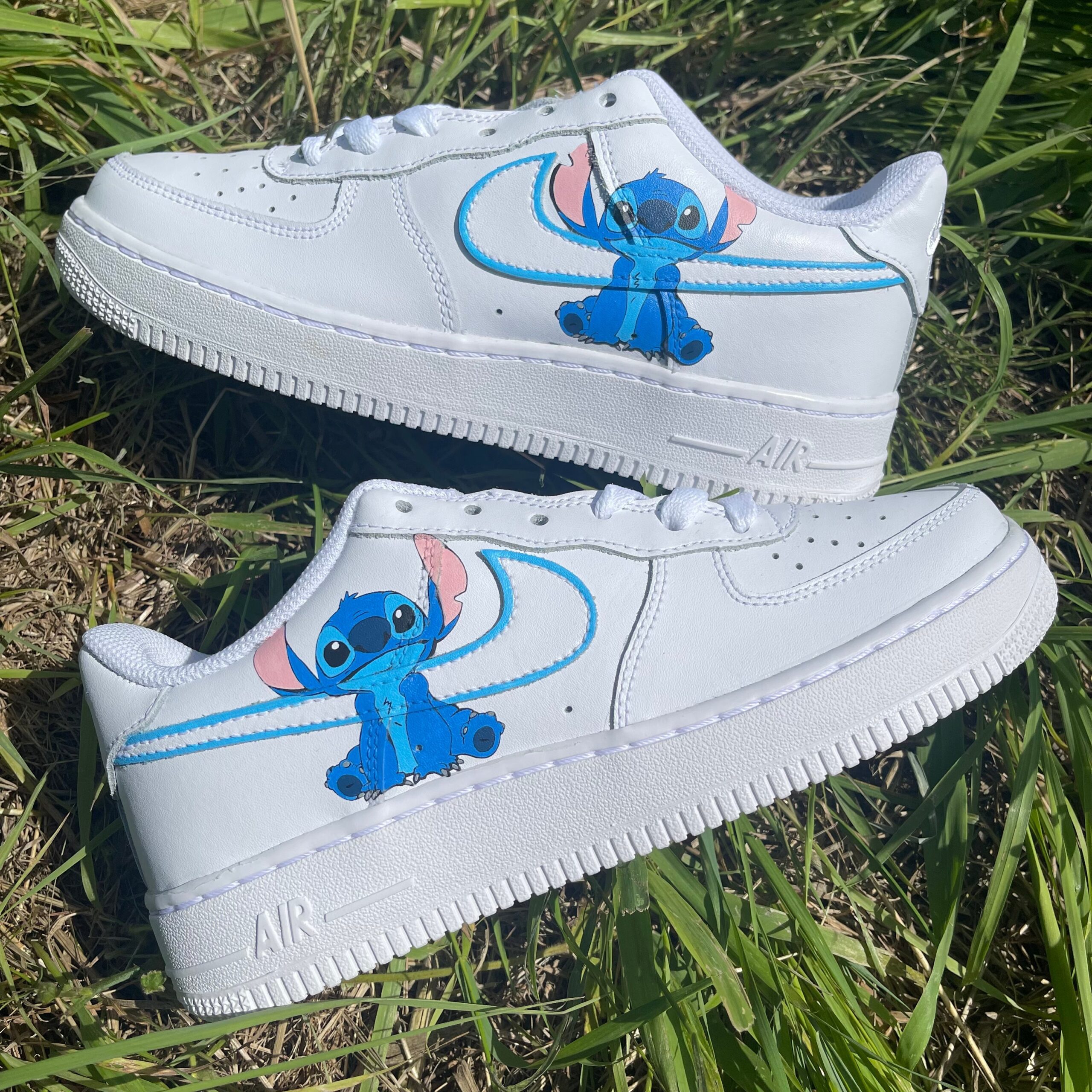 Custom AIR FORCE 1 - Stitch (Lilo & Stitch) - TA Customs