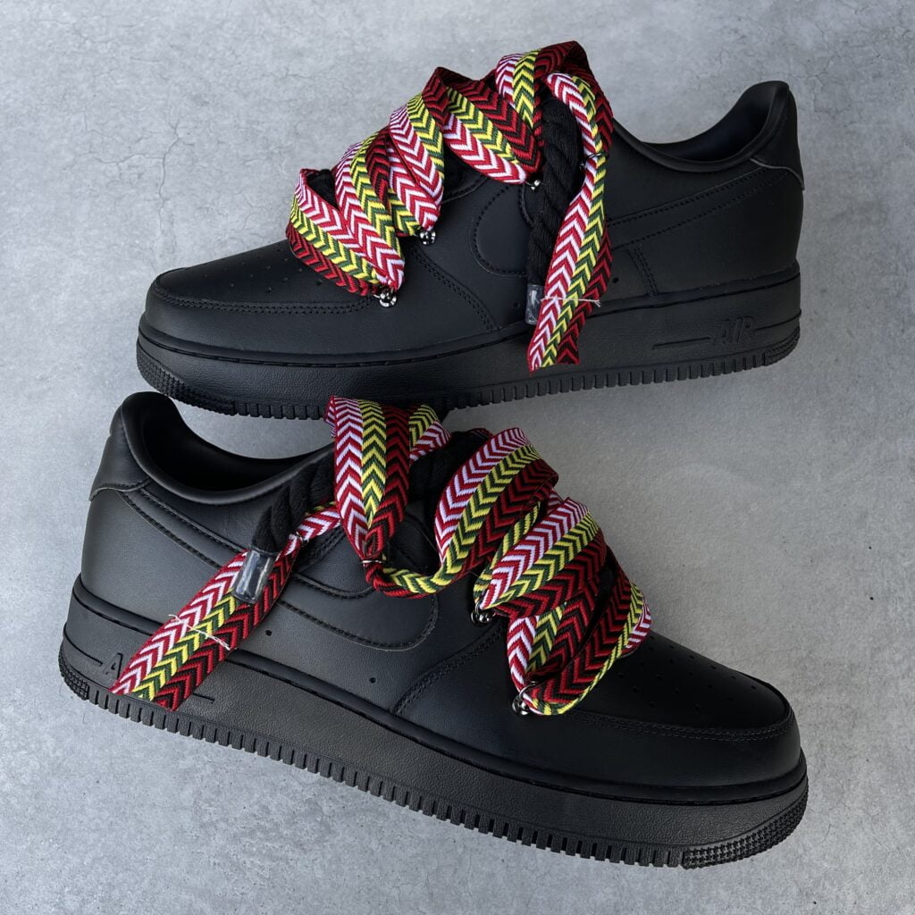 Custom AIR FORCE 1 black - Chunky laces LOT - TA Customs